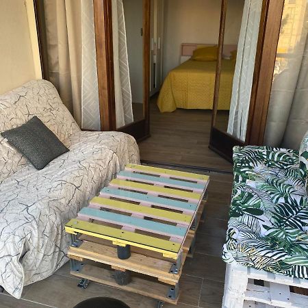 Avignon : Appartement Le In Et Off Bagian luar foto